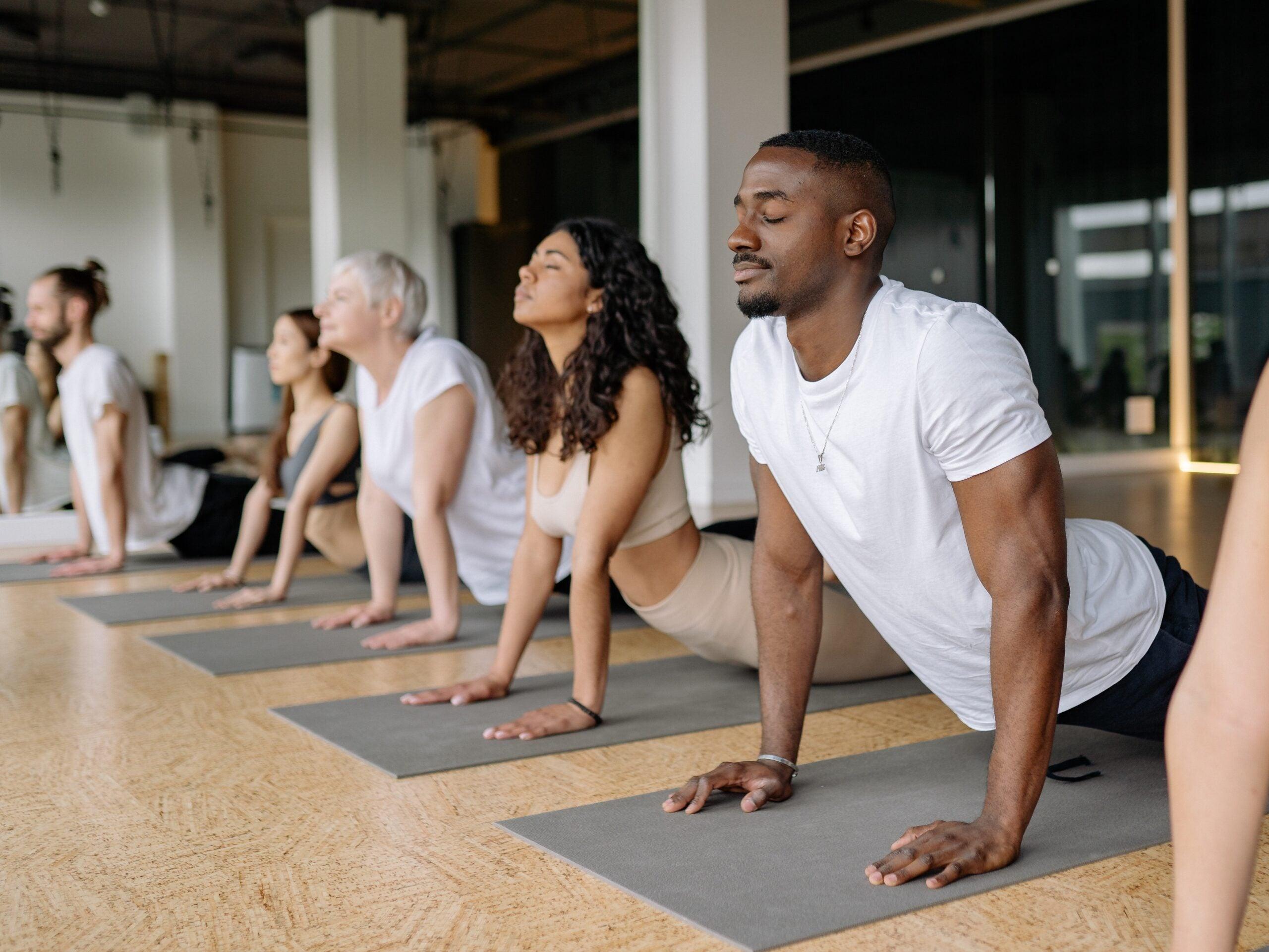Yoga vs. Strength Training: Which is Better for Your⁤ Body?
